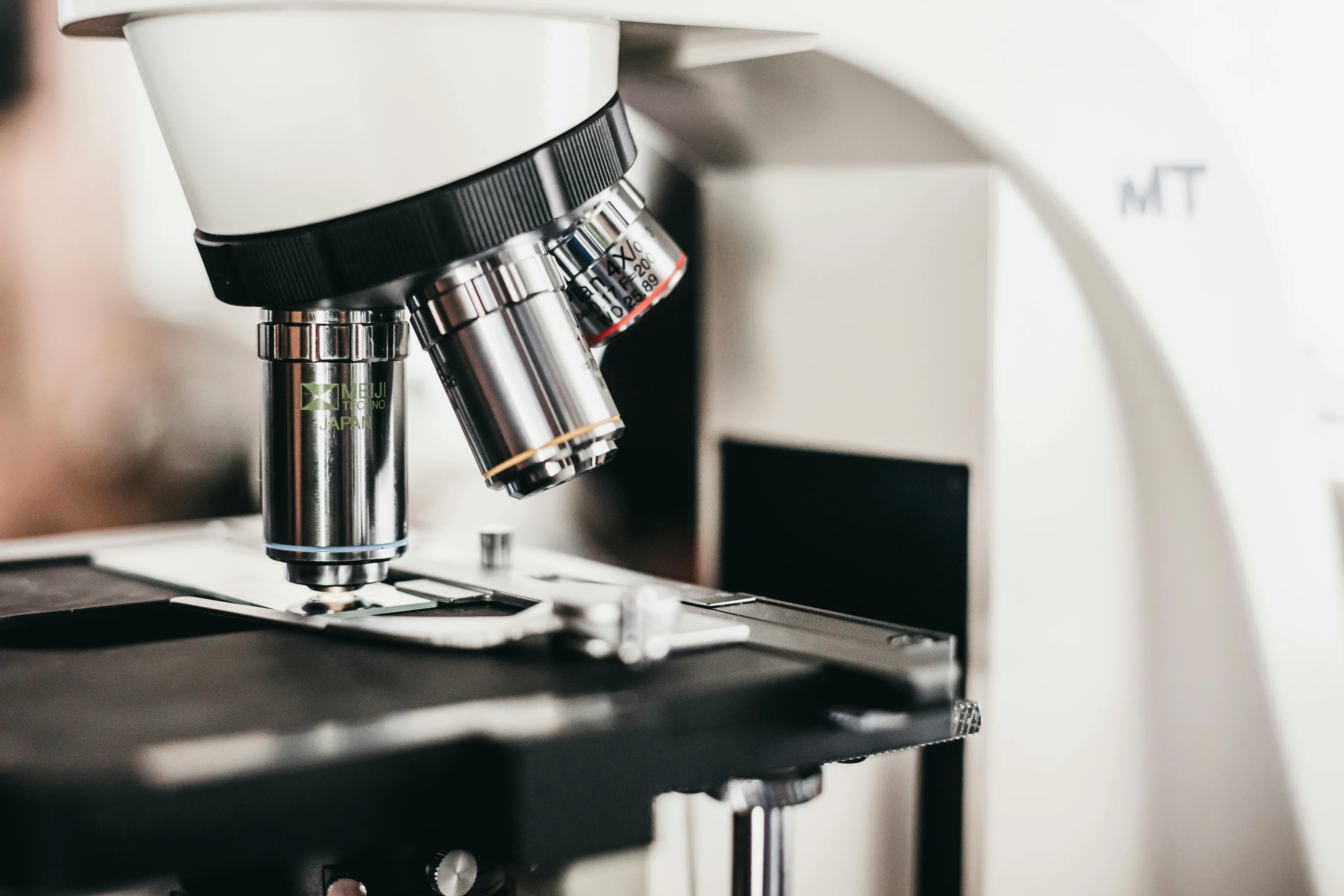 Mikroskop für Gesundheitswesen und Biowissenschaften